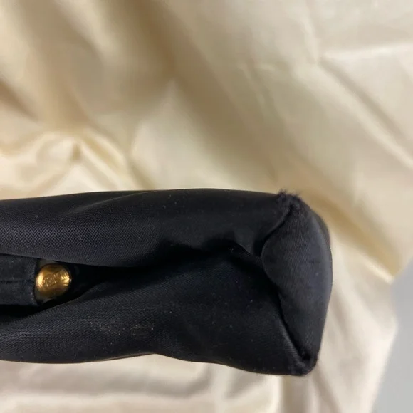 Vintage 1960s Andé Black Satin Evening Bag Gold Frame Collapsible Handle Clutch - Picture 8 of 9